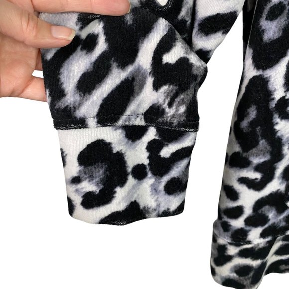 Womens‎ Vintage ONQUE CASUAL Full Zip Velour Grey Cheetah print Jacket Sz M - Picture 5 of 11